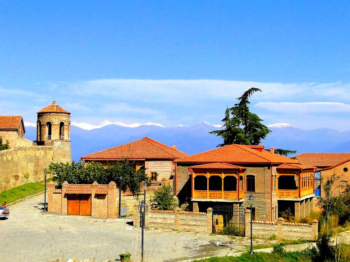 Batonis Tsikhe (Royal Palace) Telavi fortress photo