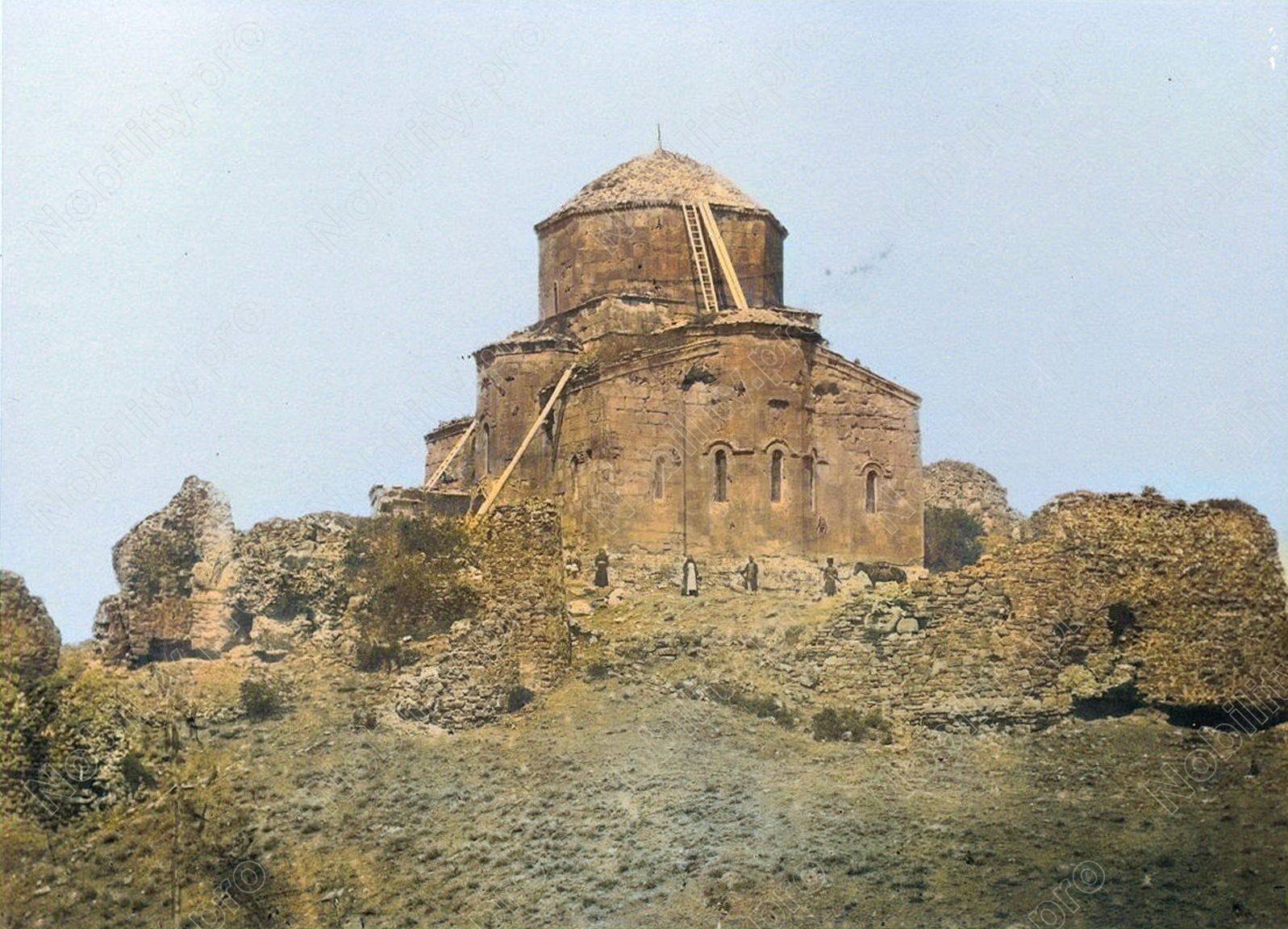 Jvari Monastery Photo